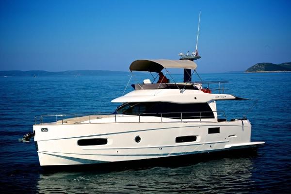 Azimut Magellano 43