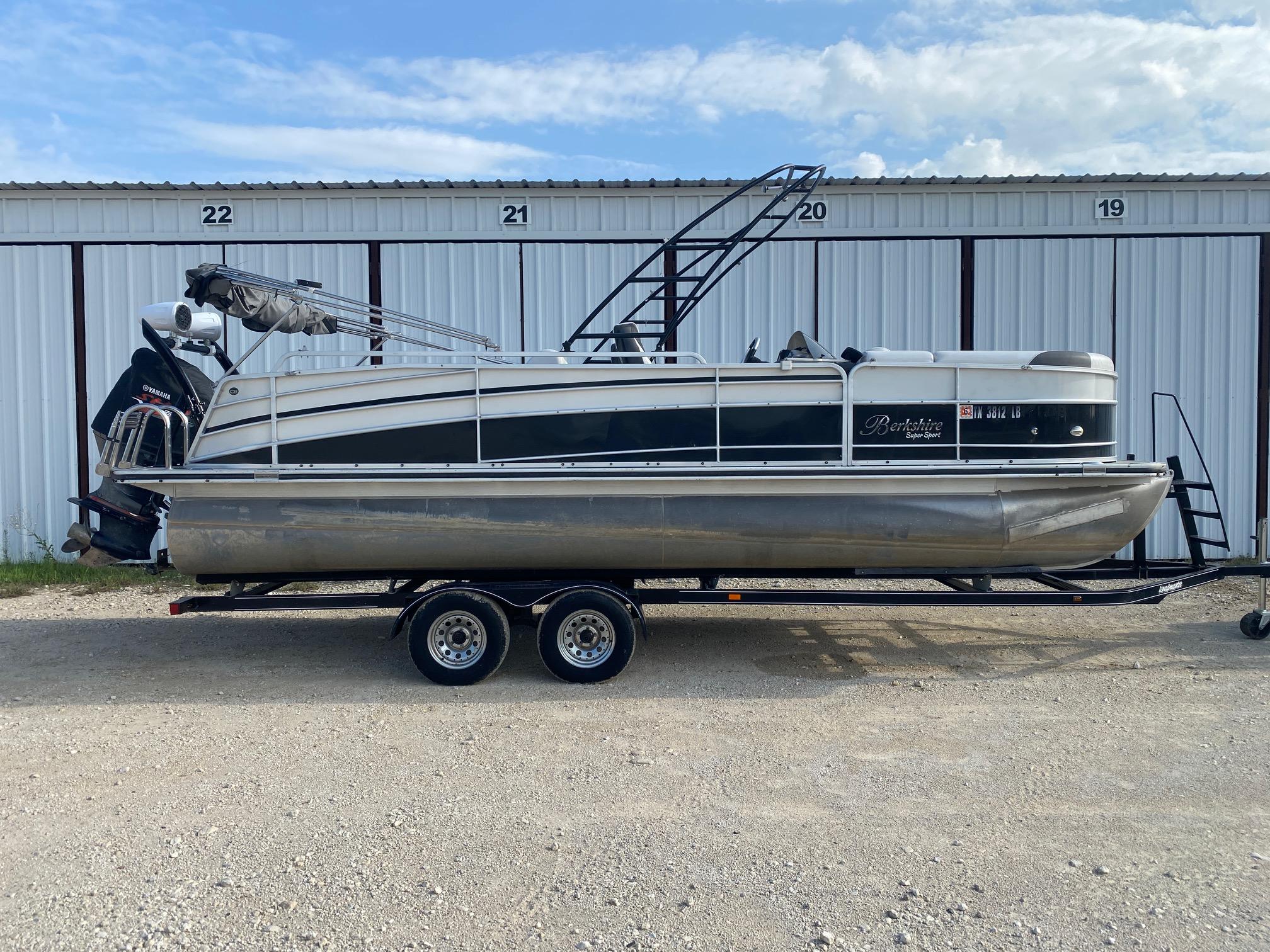 2015 Berkshire 233SL STS