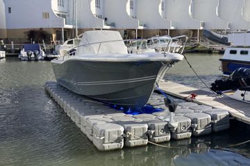 2017 White Shark 246