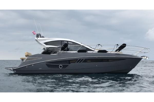 2025 Cobrey 33 HT
