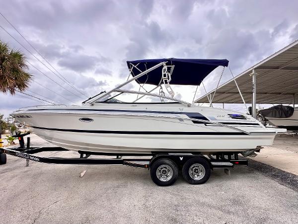 2021 Formula 270 Bowrider