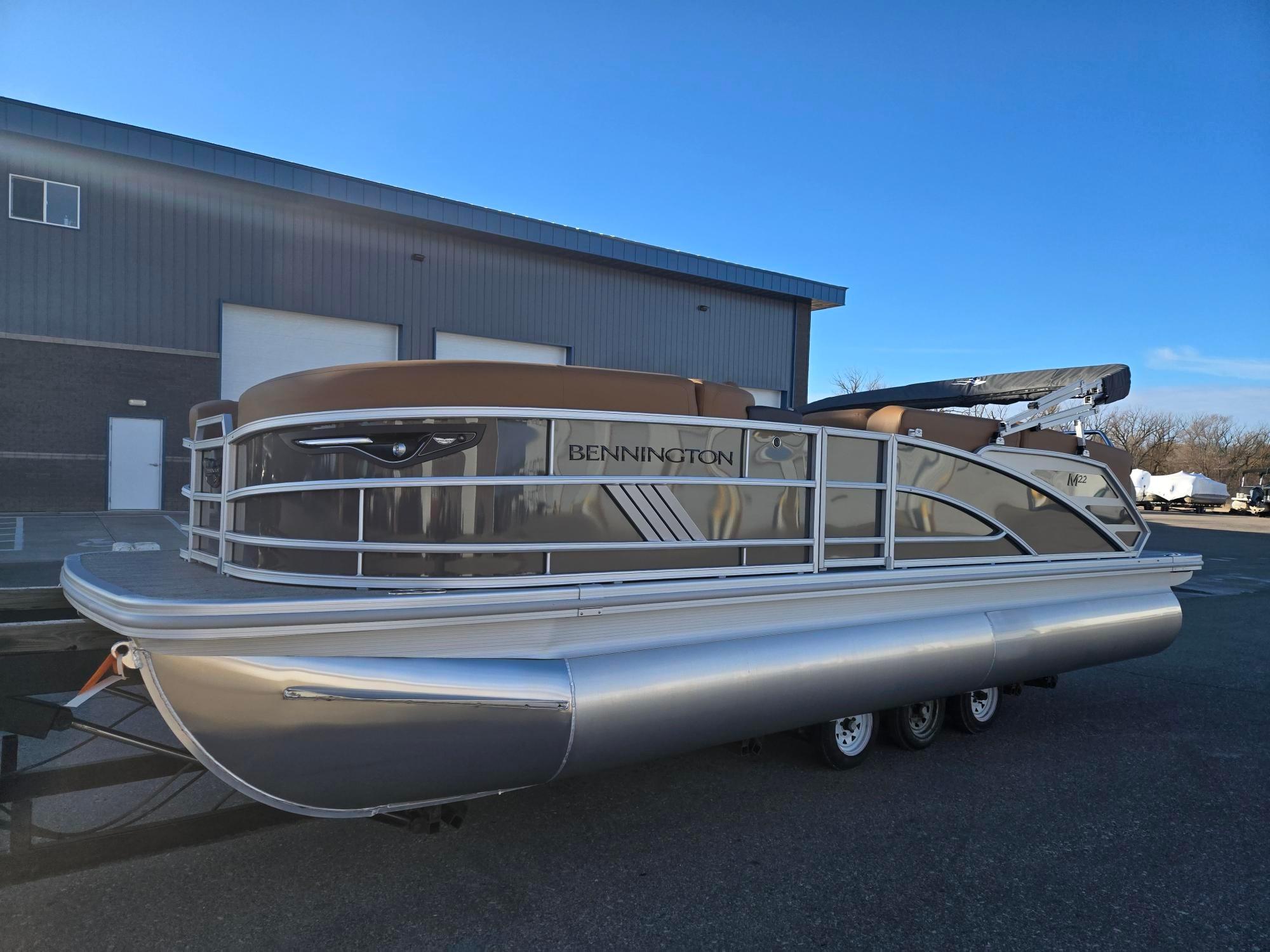2025 Bennington 22MFB-SPS (PB)