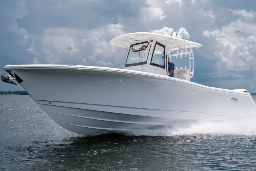2026 Sea Hunt Gamefish 30 Coffin Box