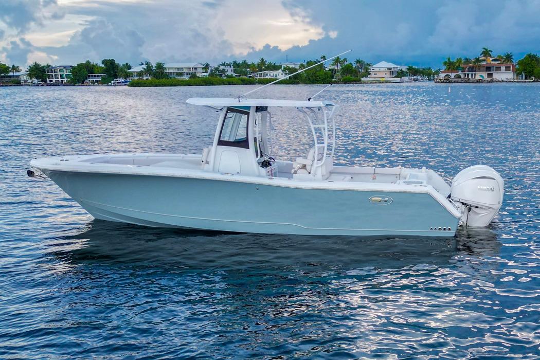 2026 Sea Hunt Gamefish 30 Coffin Box