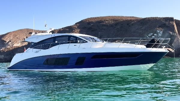 2015 Sea Ray L650