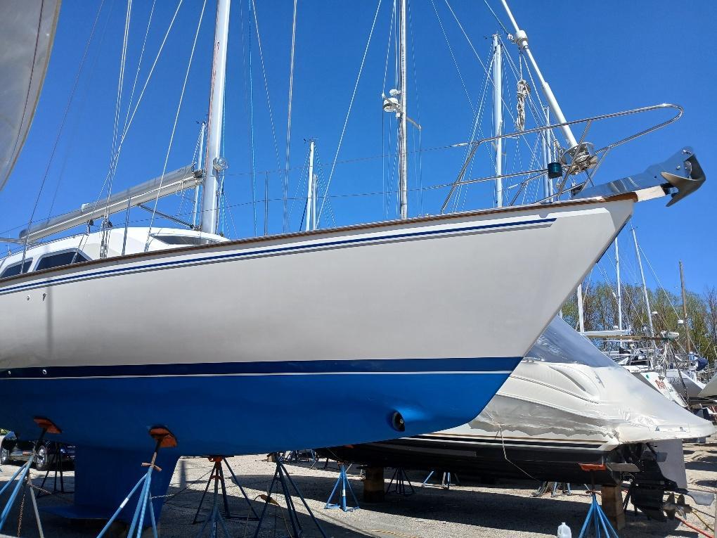 2005 Catalina Morgan 440