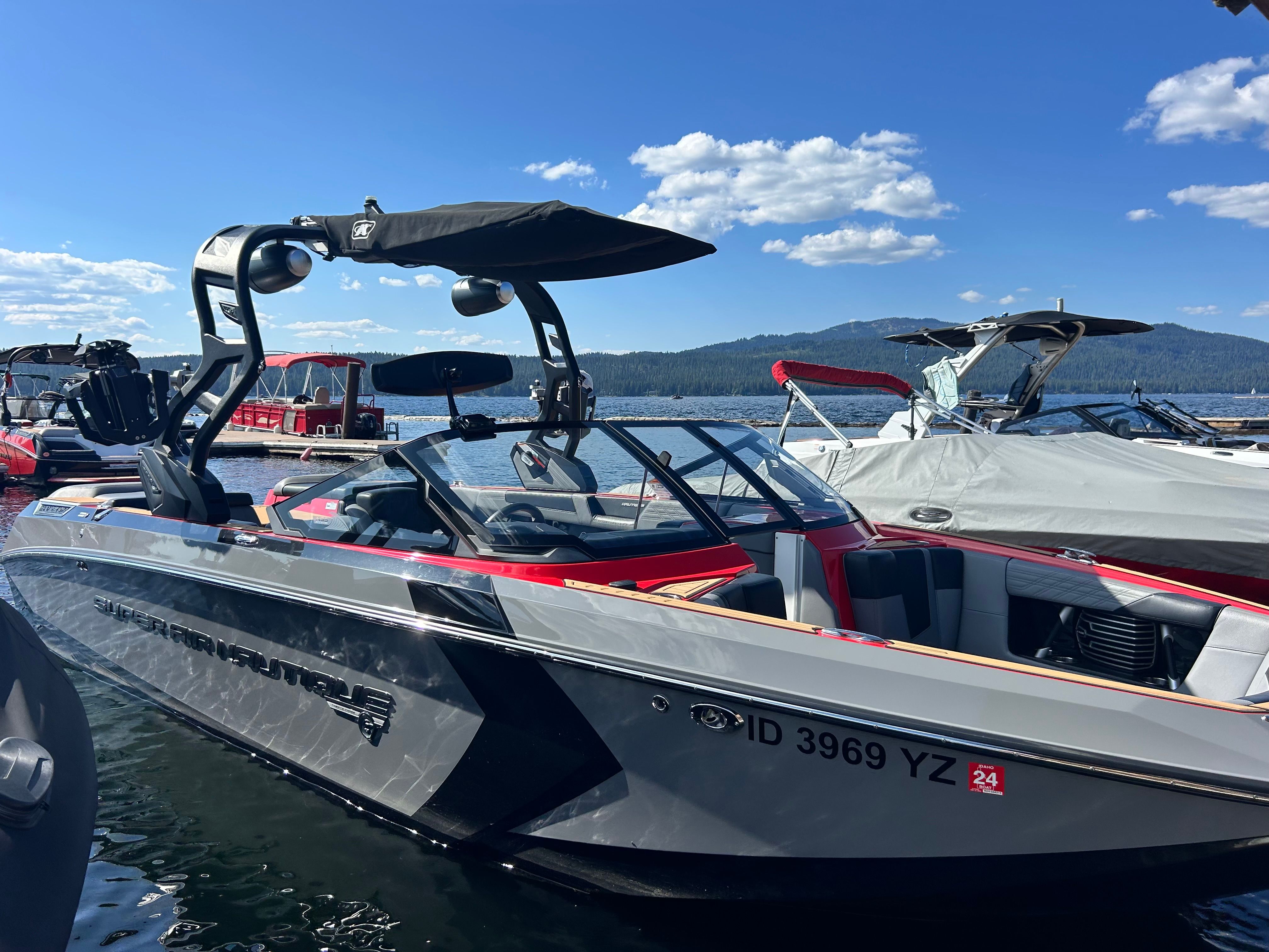 2020 Nautique G23