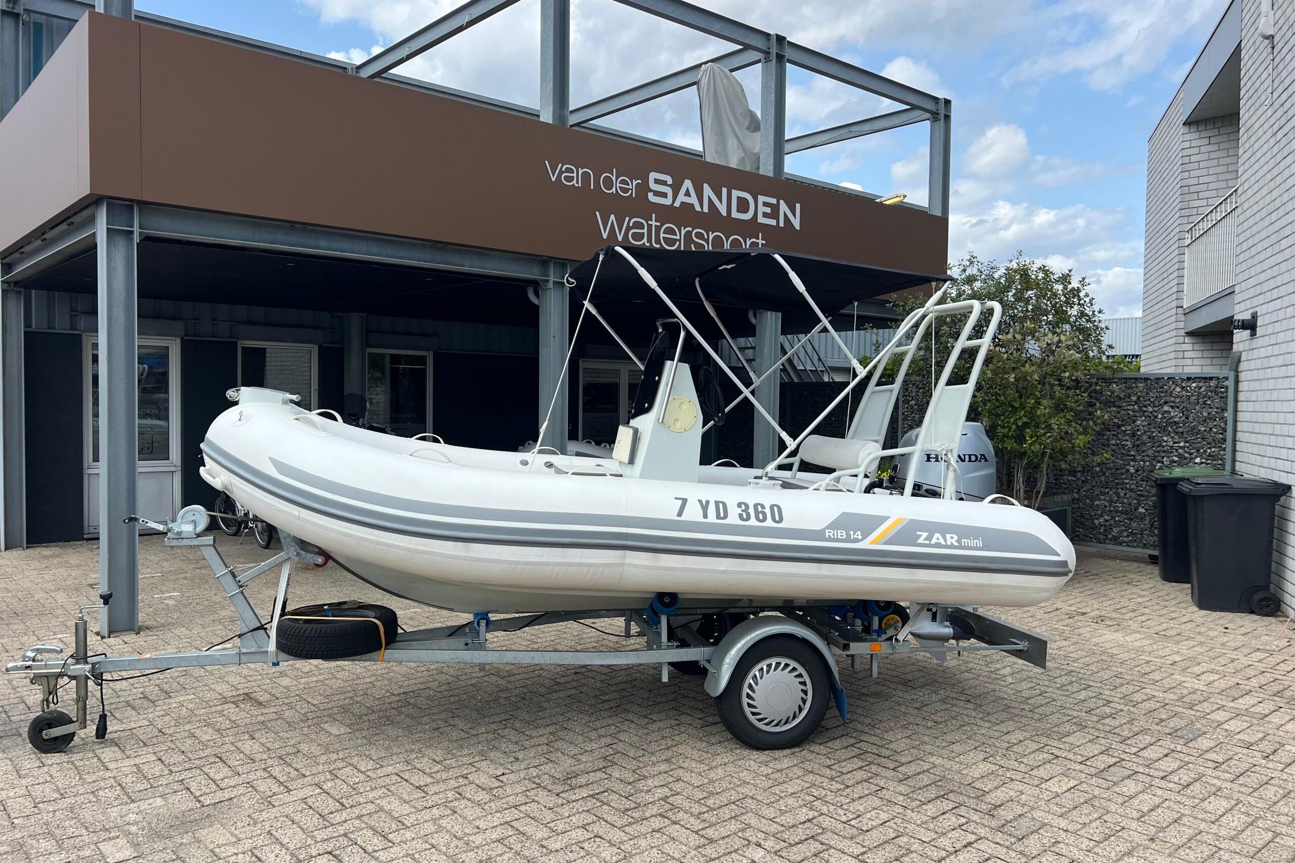 ZAR Mini rib 14 2020 ZAR Mini RIB 14 boat on trailer outside Van der Sanden Watersport.