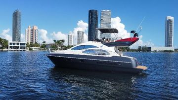 1999 Azimut 42 Fly