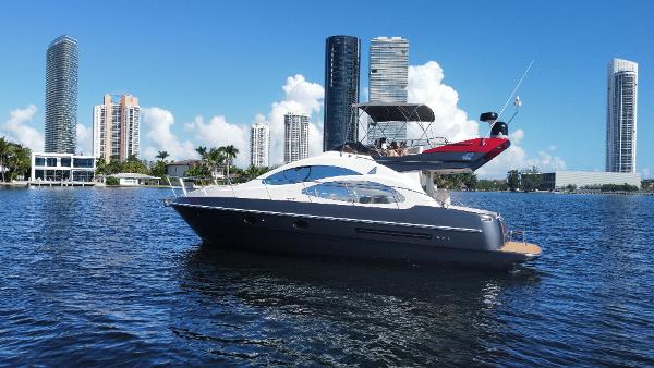 Azimut 42 Fly