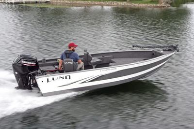 Lund 1775 Pro Guide Boat