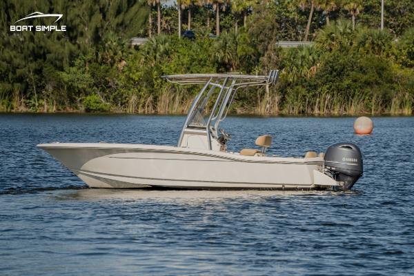 Scout 195 Sportfish Port Side