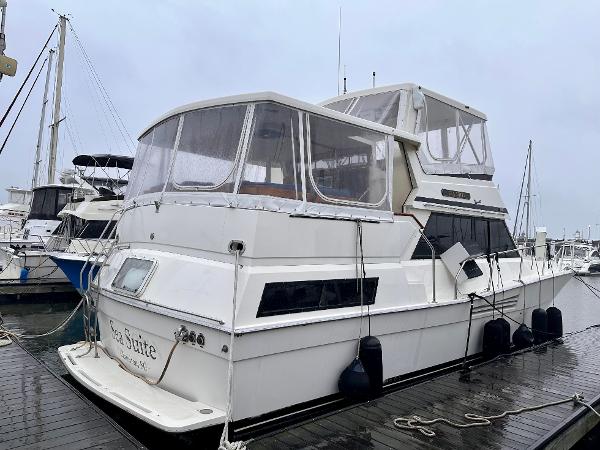 Viking 44 Motor Yacht