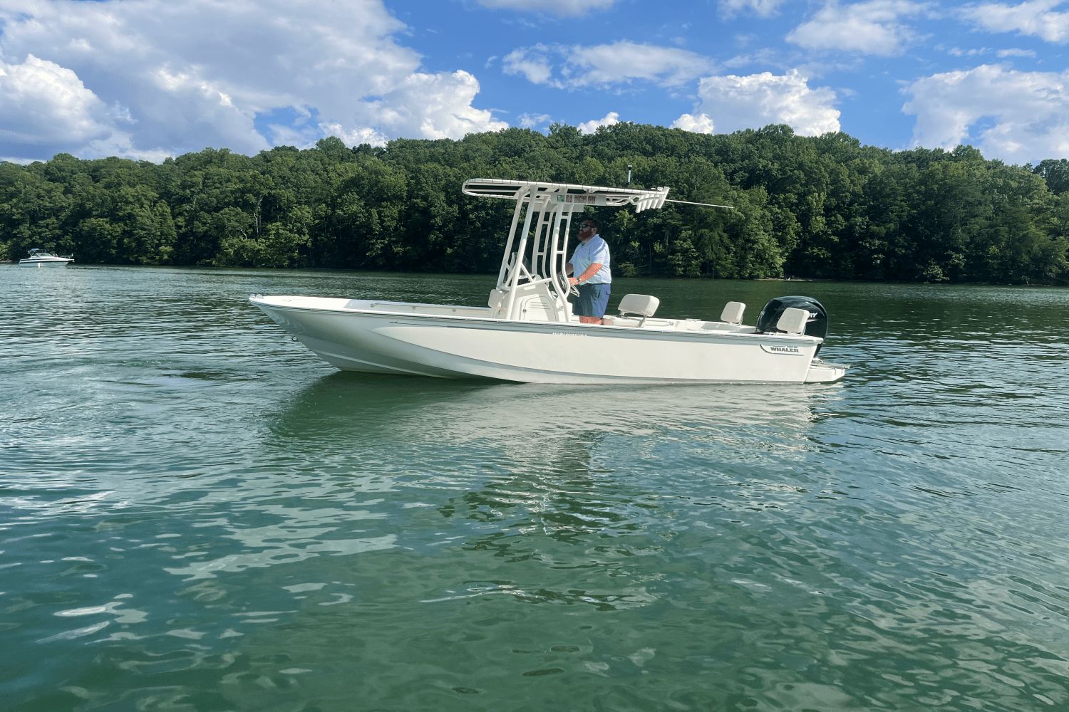 2024 Boston Whaler 19 Montauk