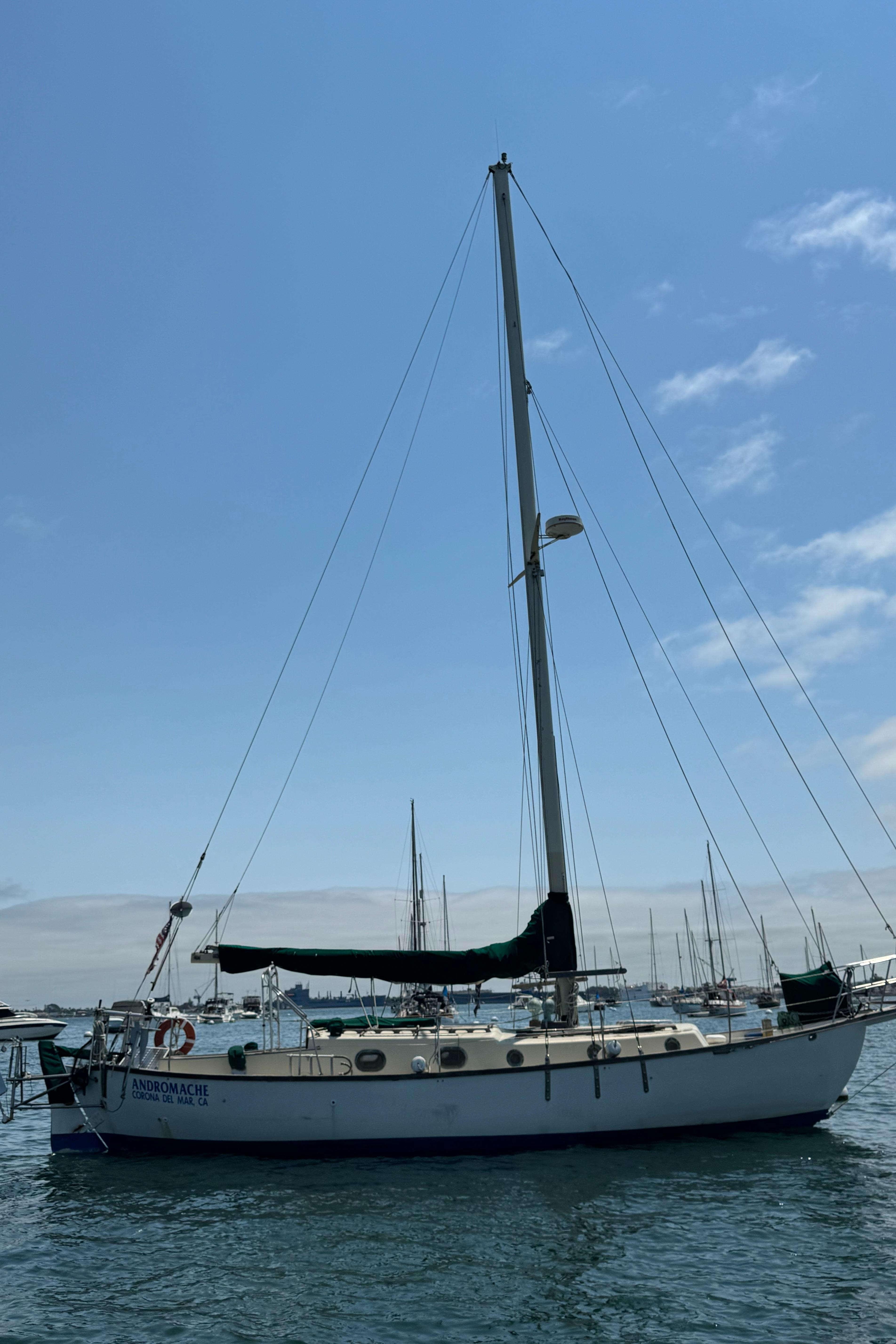 1985 Bluewater Ingrid 38
