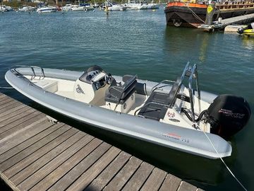 2004 Revenger 715