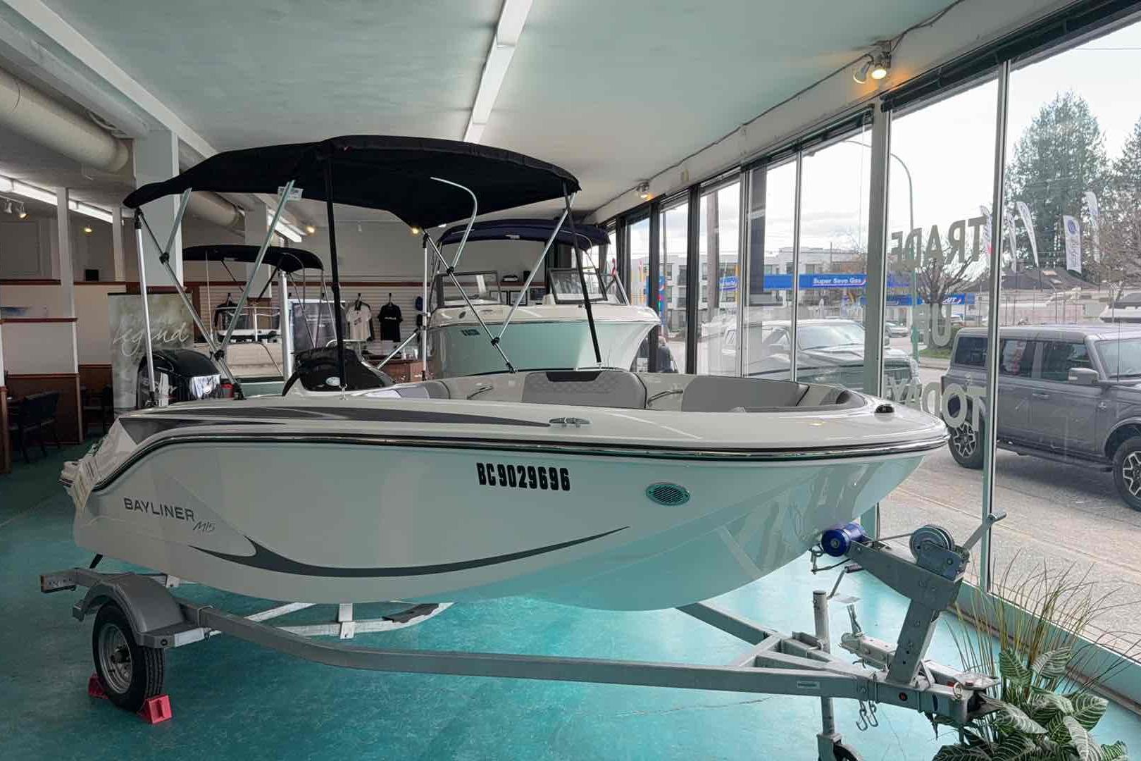 2024 Bayliner Element M15