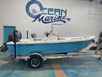 2025 Key West 1720 Center Console