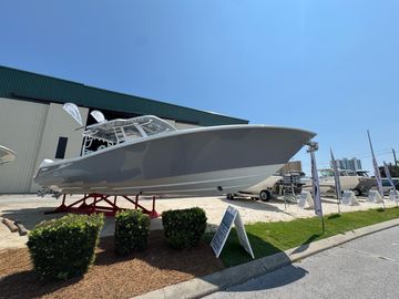 2026 Invincible 43 Open Fisherman