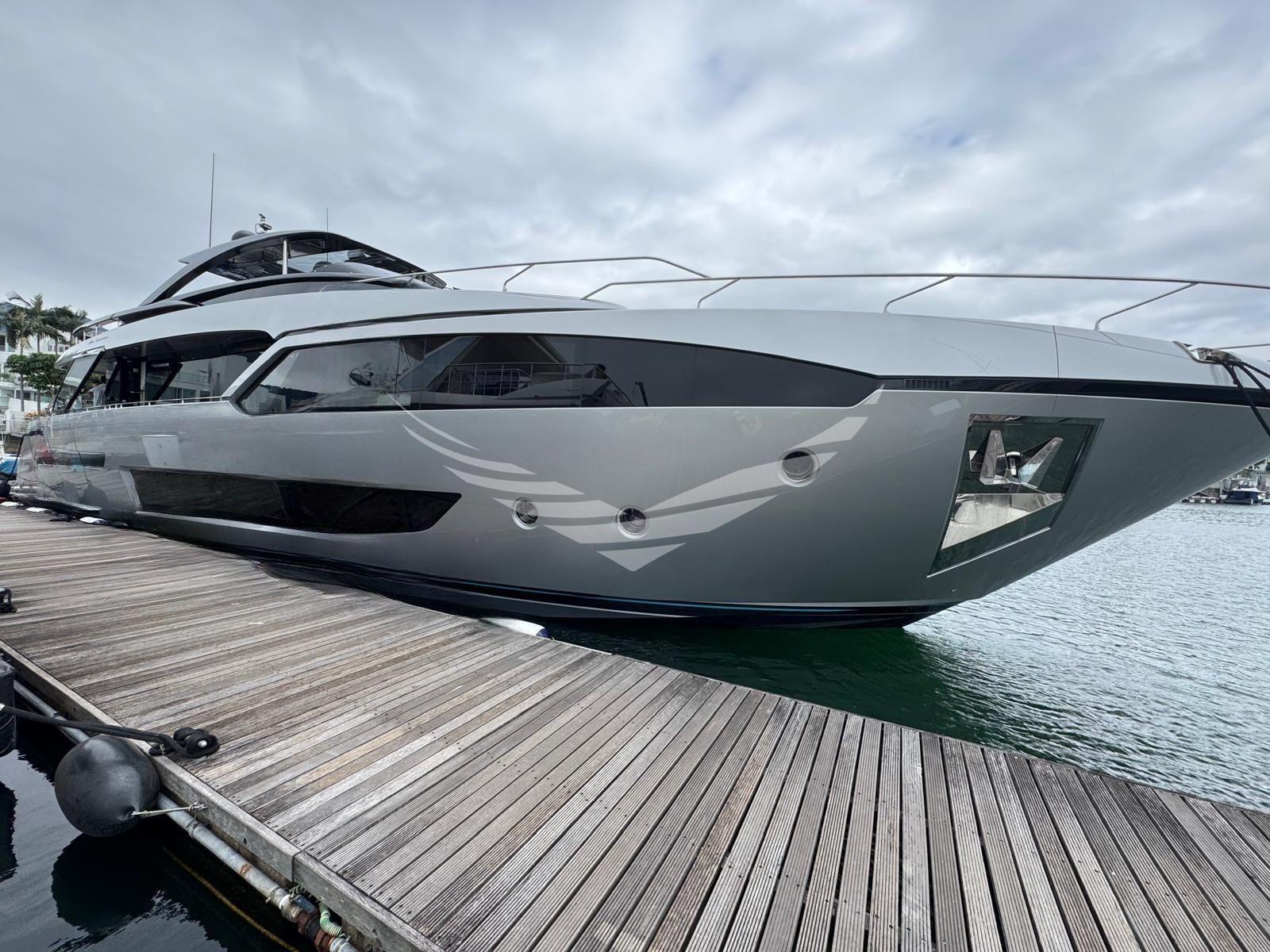 2020 Riva 90 argo