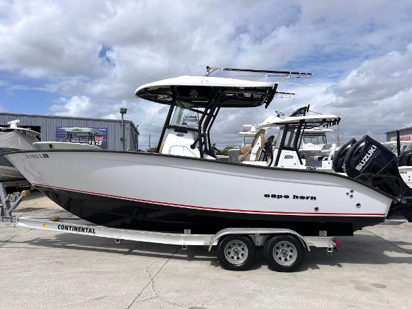 2022 Cape Horn 24 XS