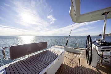 2022 Jeanneau 65