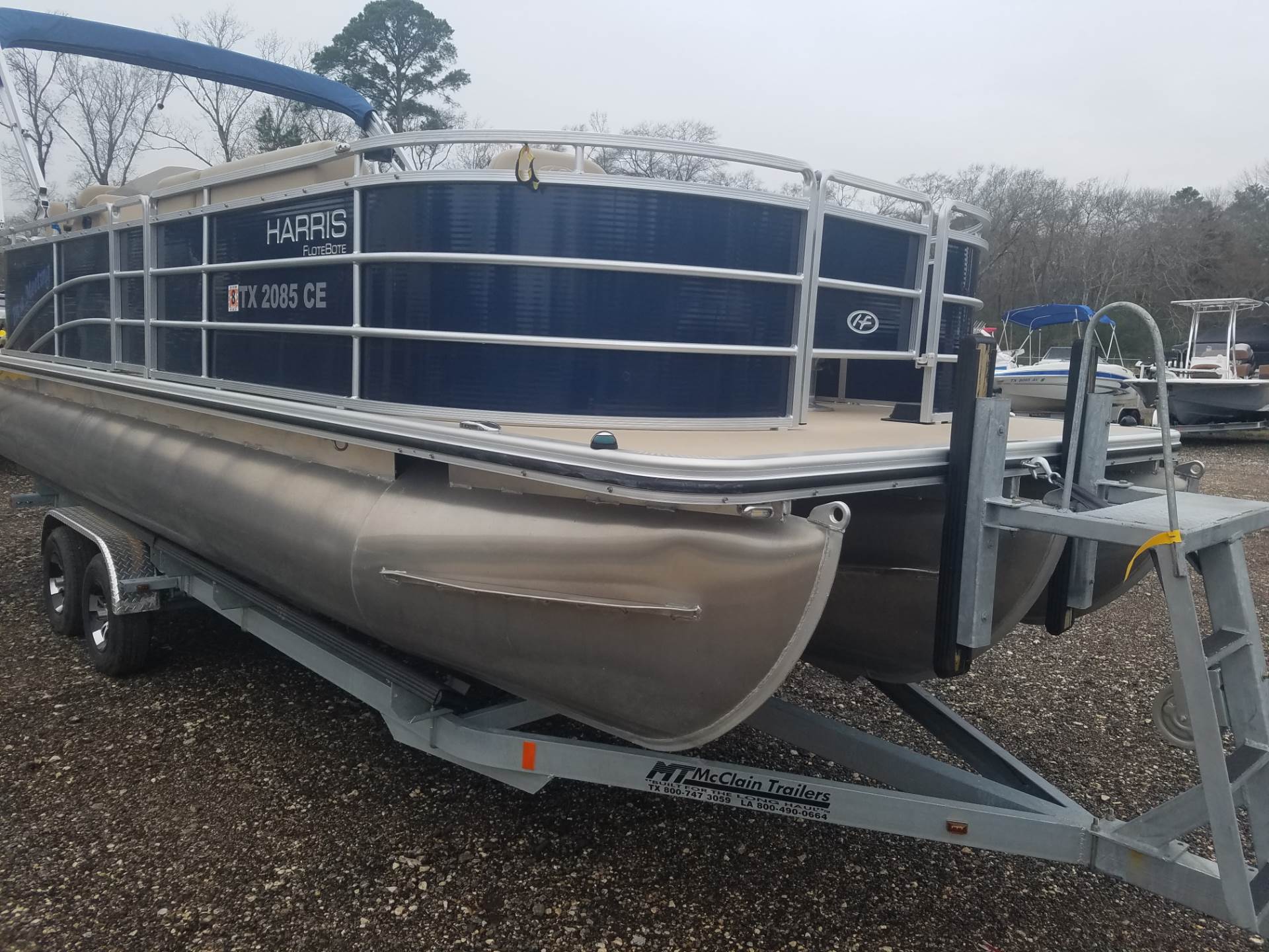 Harris Flotebote Sunliner 240 Video Pontoon Boat Review