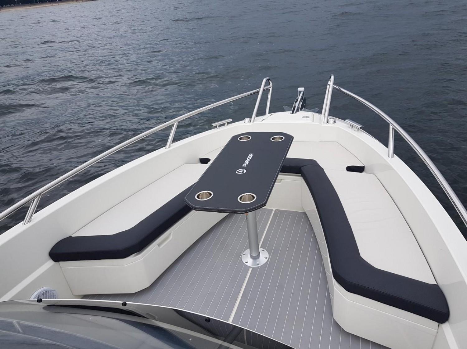 2024 Parker 690 Sport