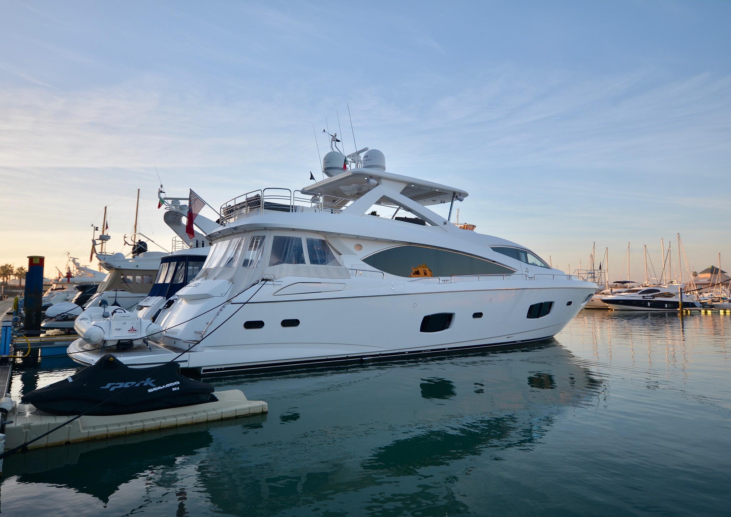 2011 Sunseeker 88 Yacht Vilamoura Portugal Boatscom