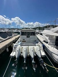 2021 Boston Whaler 405 Conquest