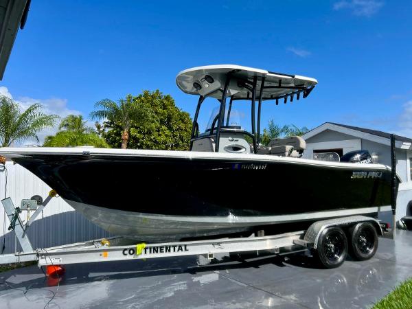 2024 Sea Pro 222 Center Console