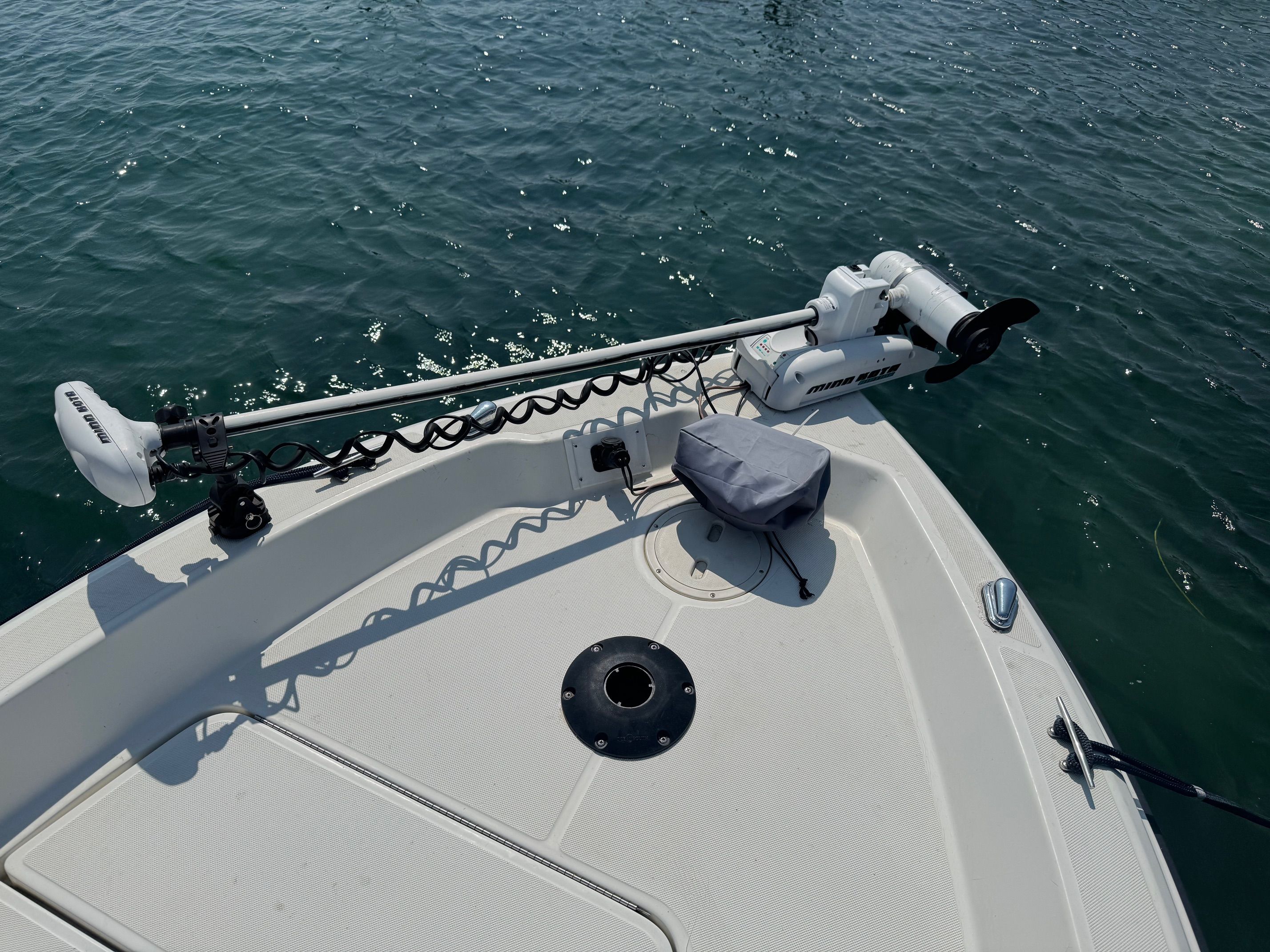 2000 Hydra-Sports 22LTS