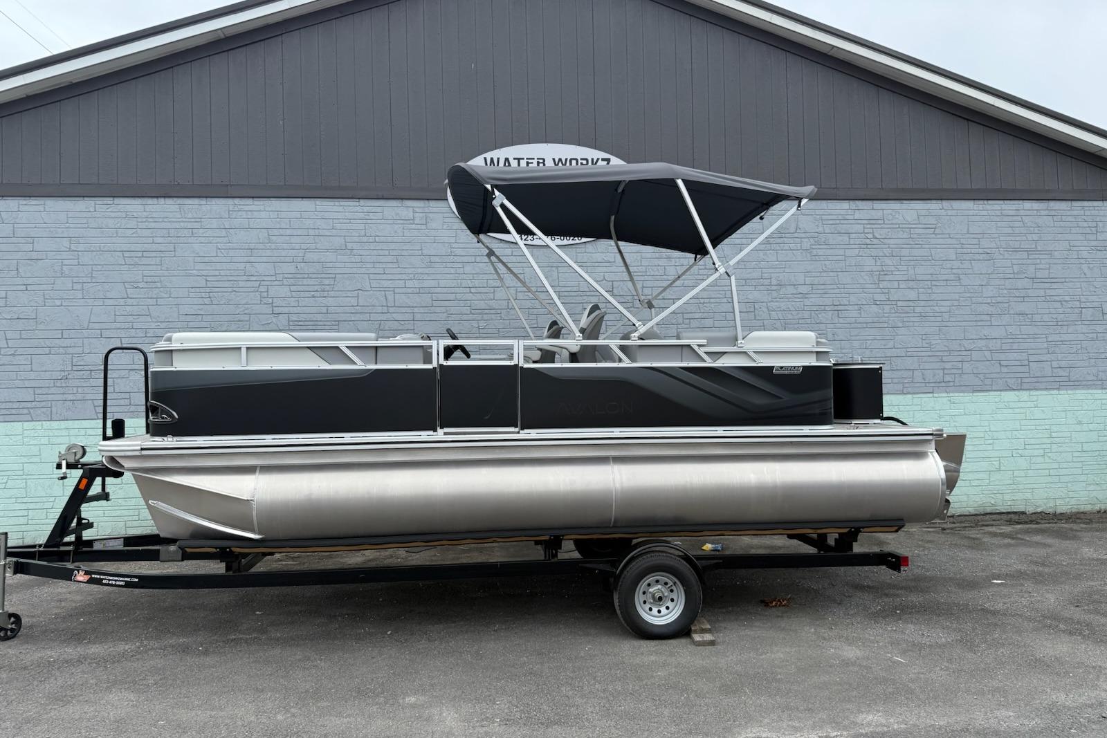 2025 Avalon Venture Quad Lounger 2180