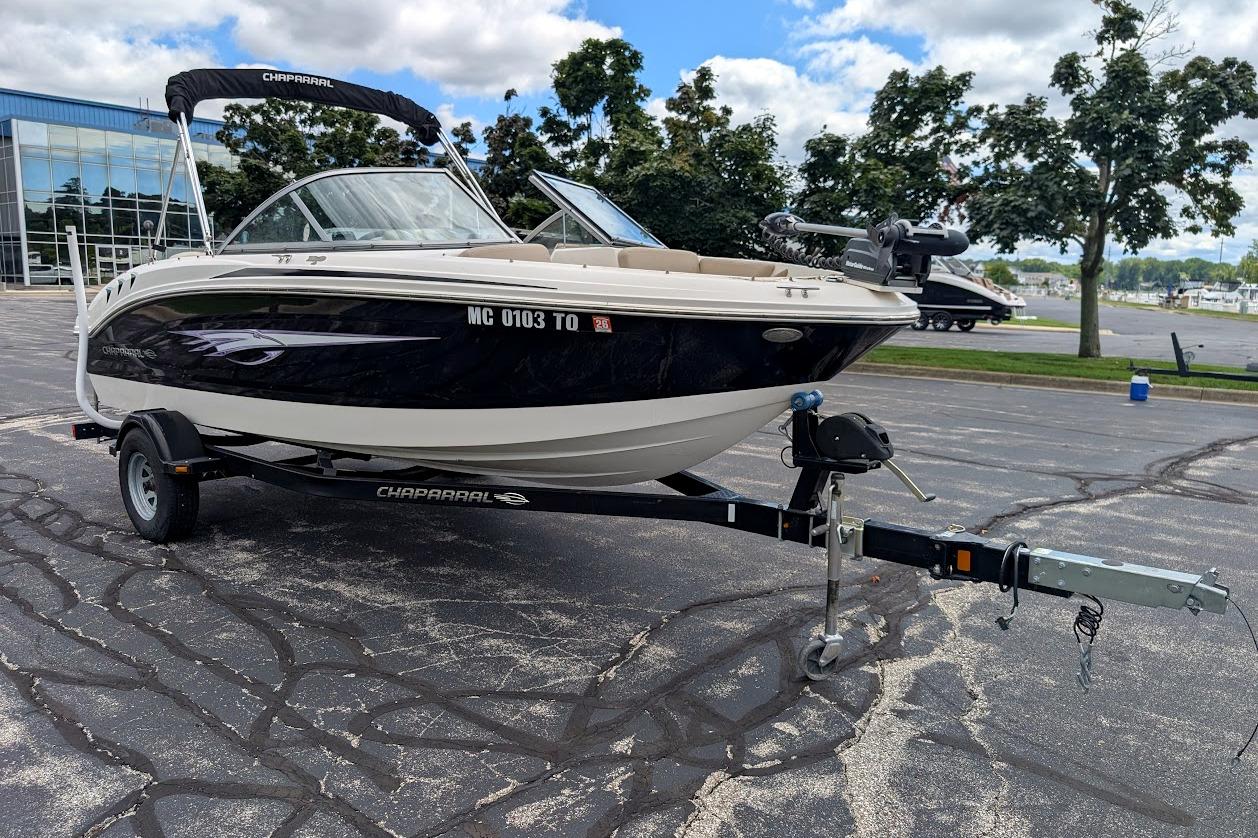 2012 Chaparral 18 H2O Ski & Fish