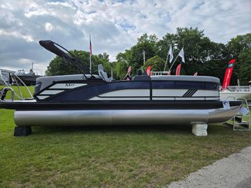 2025 Bennington 24MFB-SPS (TC)