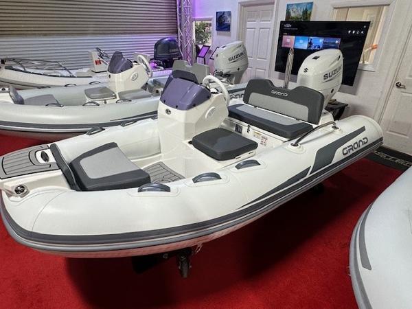 2025 Grand Inflatables G340