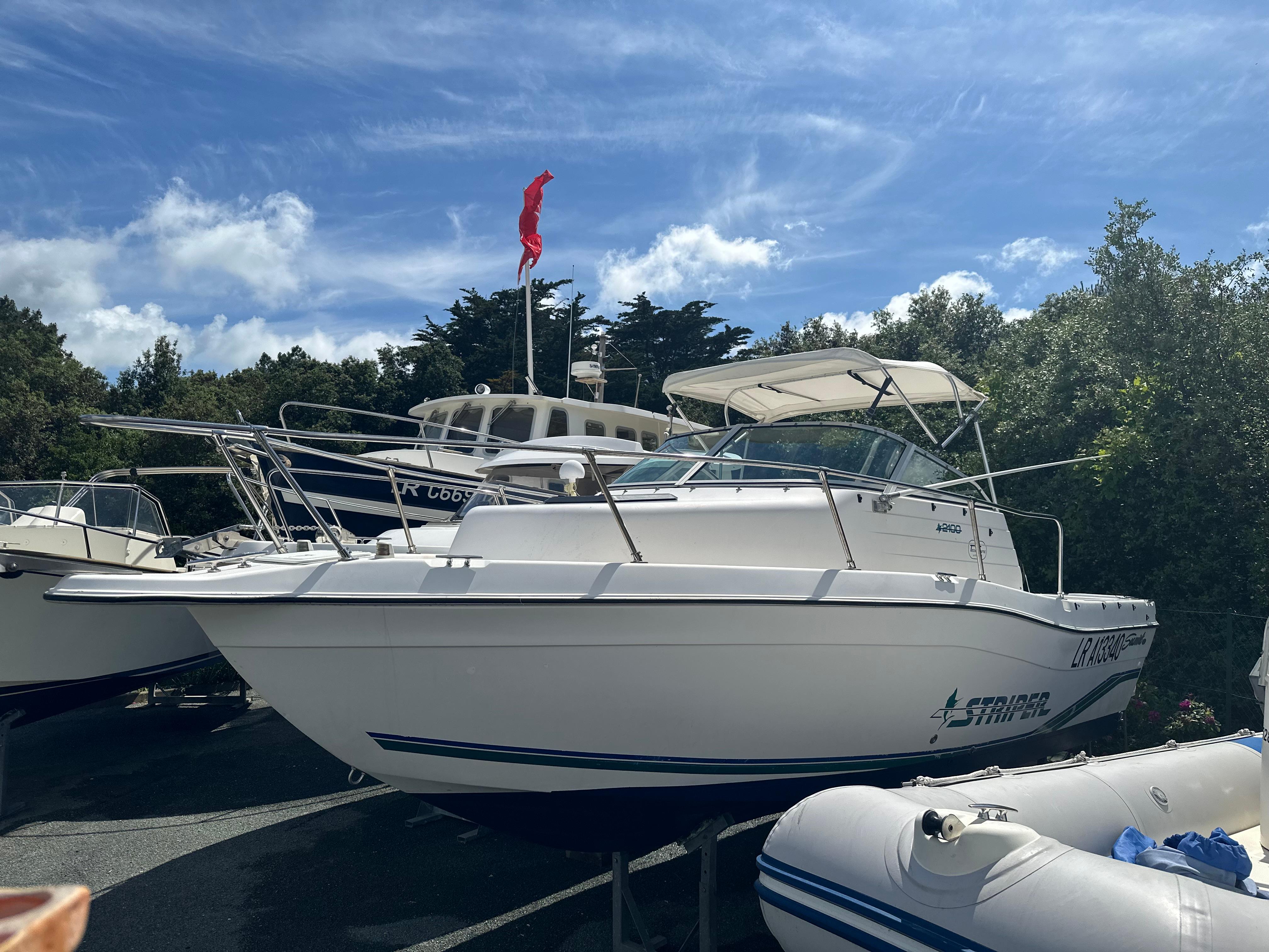 1996 Seaswirl Striper 2100W, Rivedoux-plage France - Boats.com