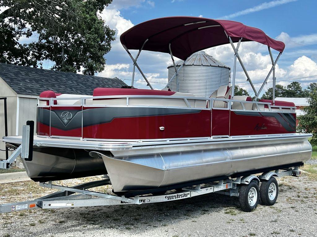 2024 Avalon Venture 85 23 Quad Lounge - IN STOCK