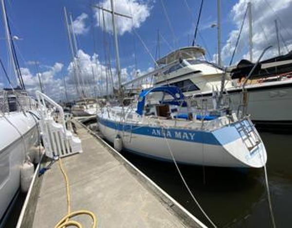 1986 Wauquiez Hood 38 Mark II