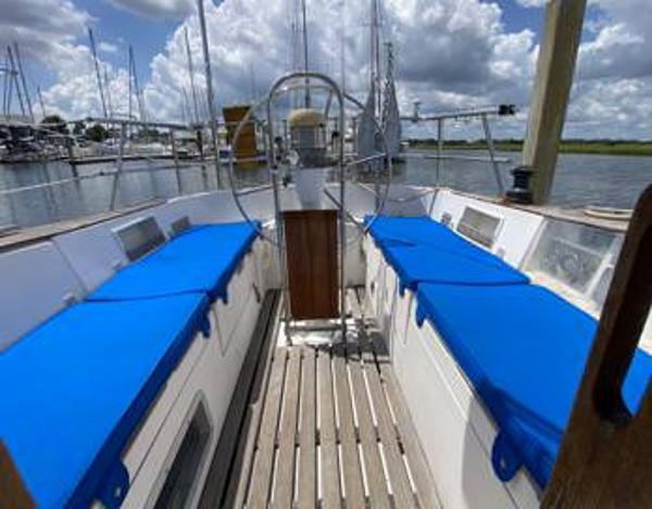 1986 Wauquiez Hood 38 Mark II
