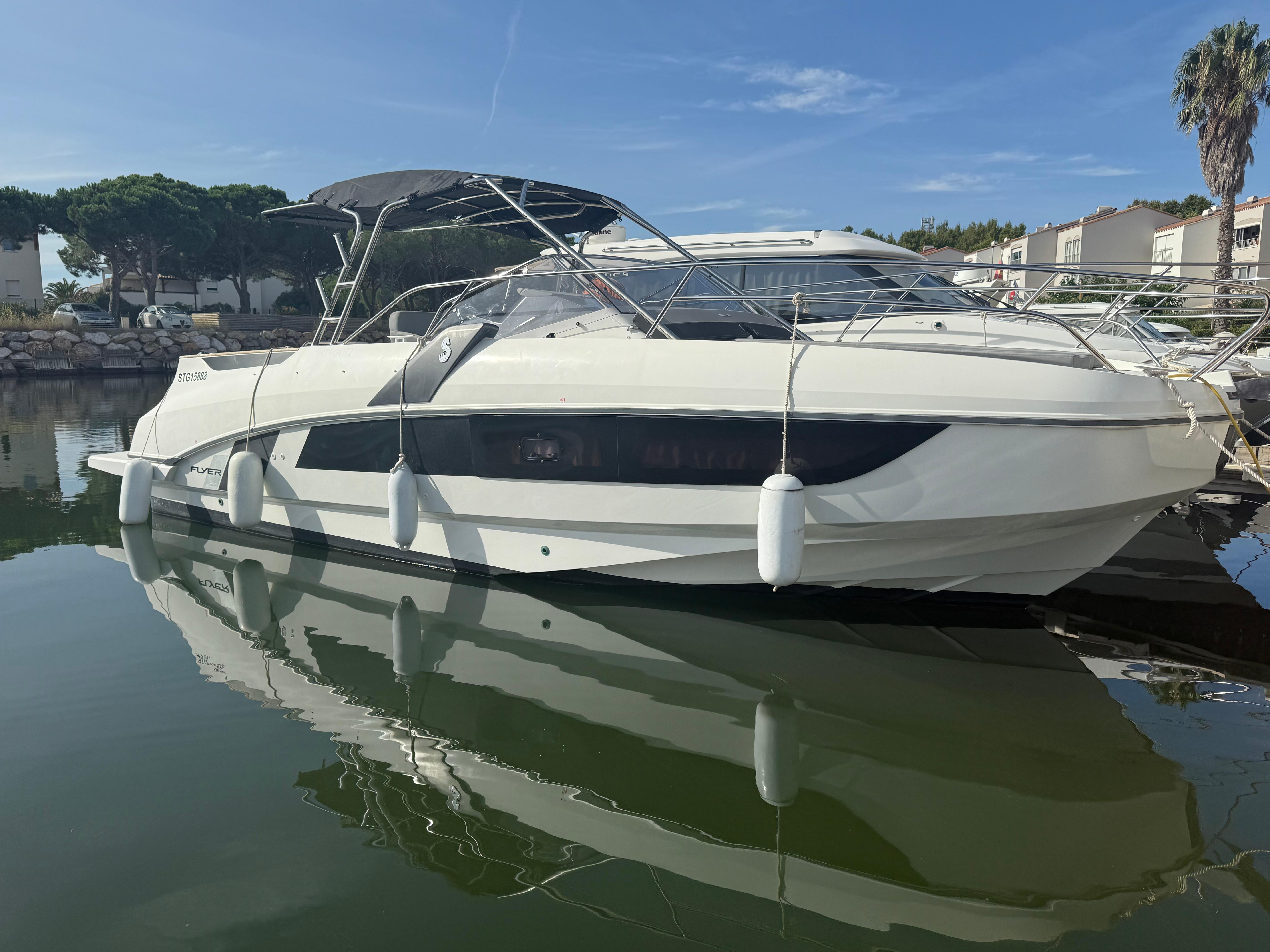 2020 Beneteau Flyer 8.8 Sundeck