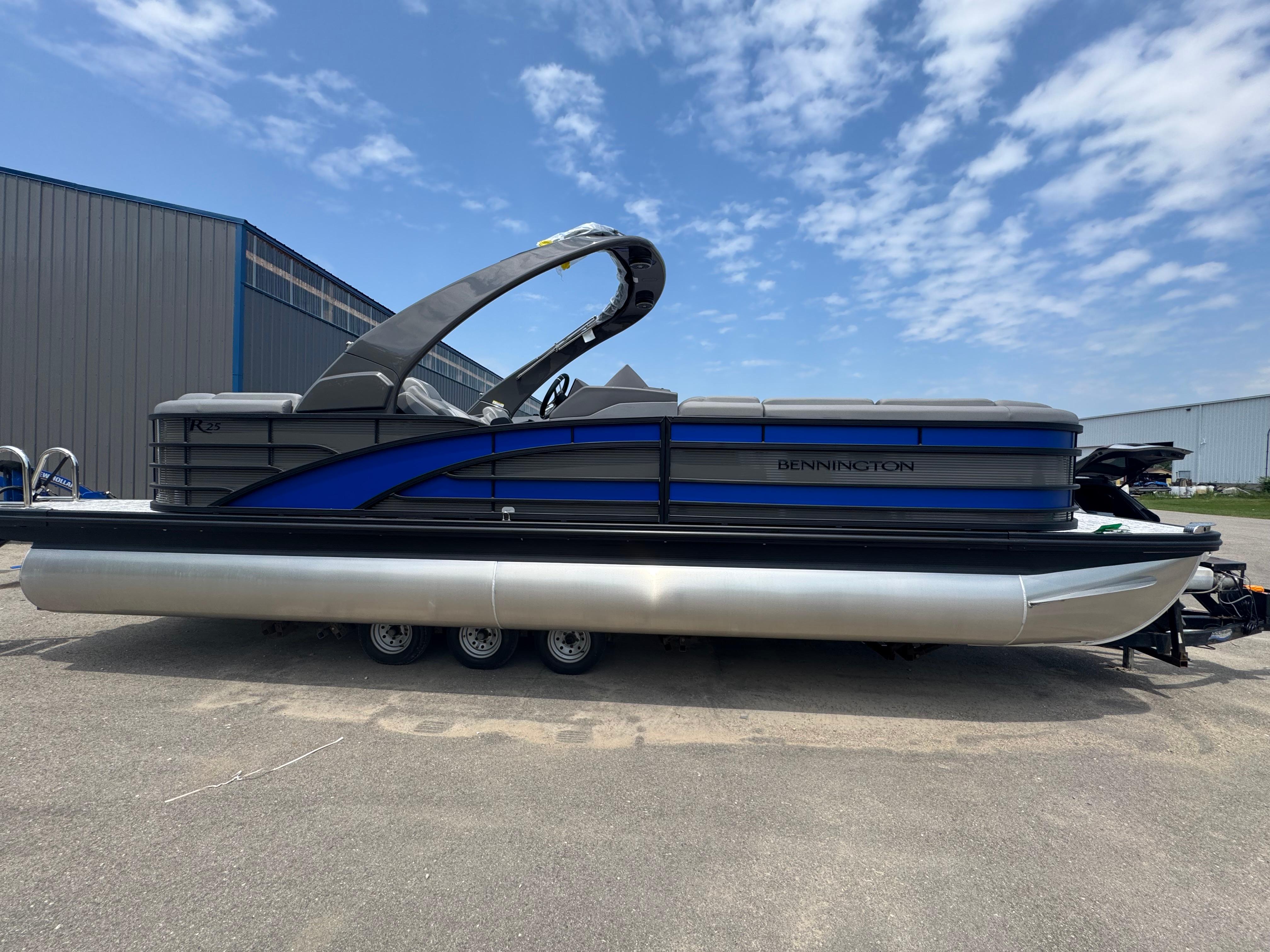 2025 Bennington 25RSRA-ESP