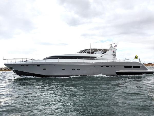 1995 Mangusta Motor Yacht