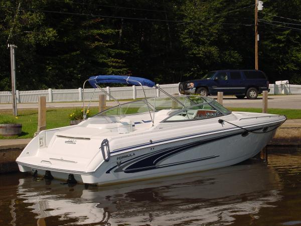 2004 Formula 330 Sun Sport