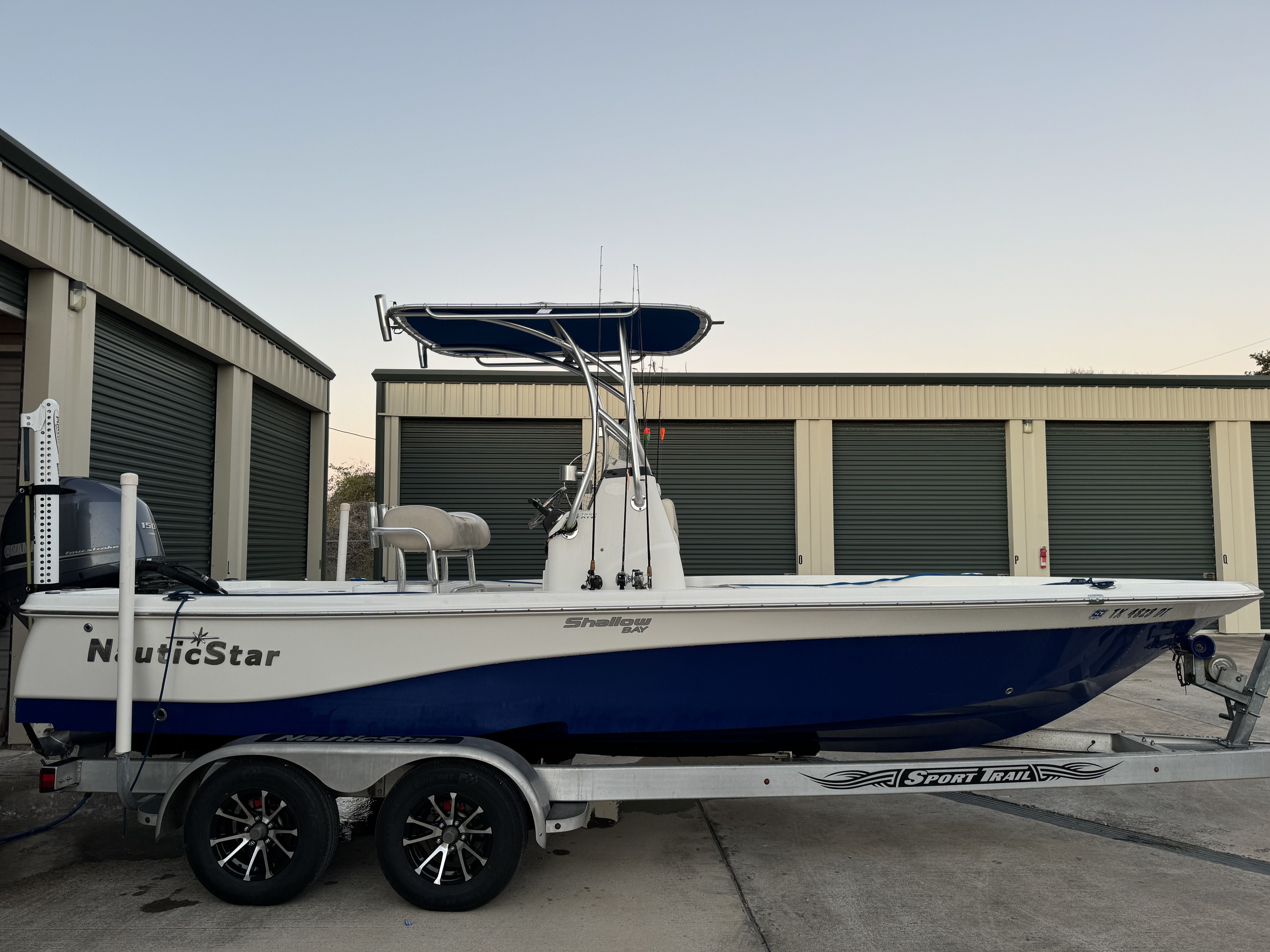 2016 NauticStar 215XTS