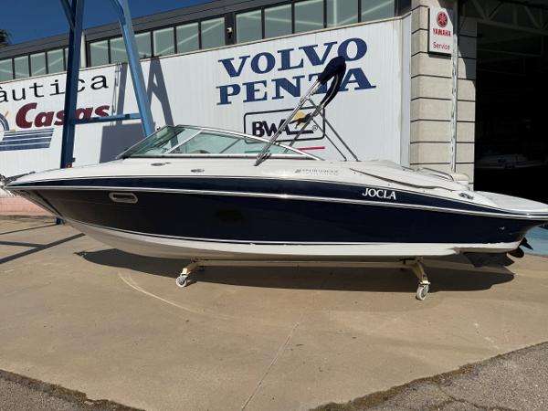 2006 Four Winns 240 BR Horizon