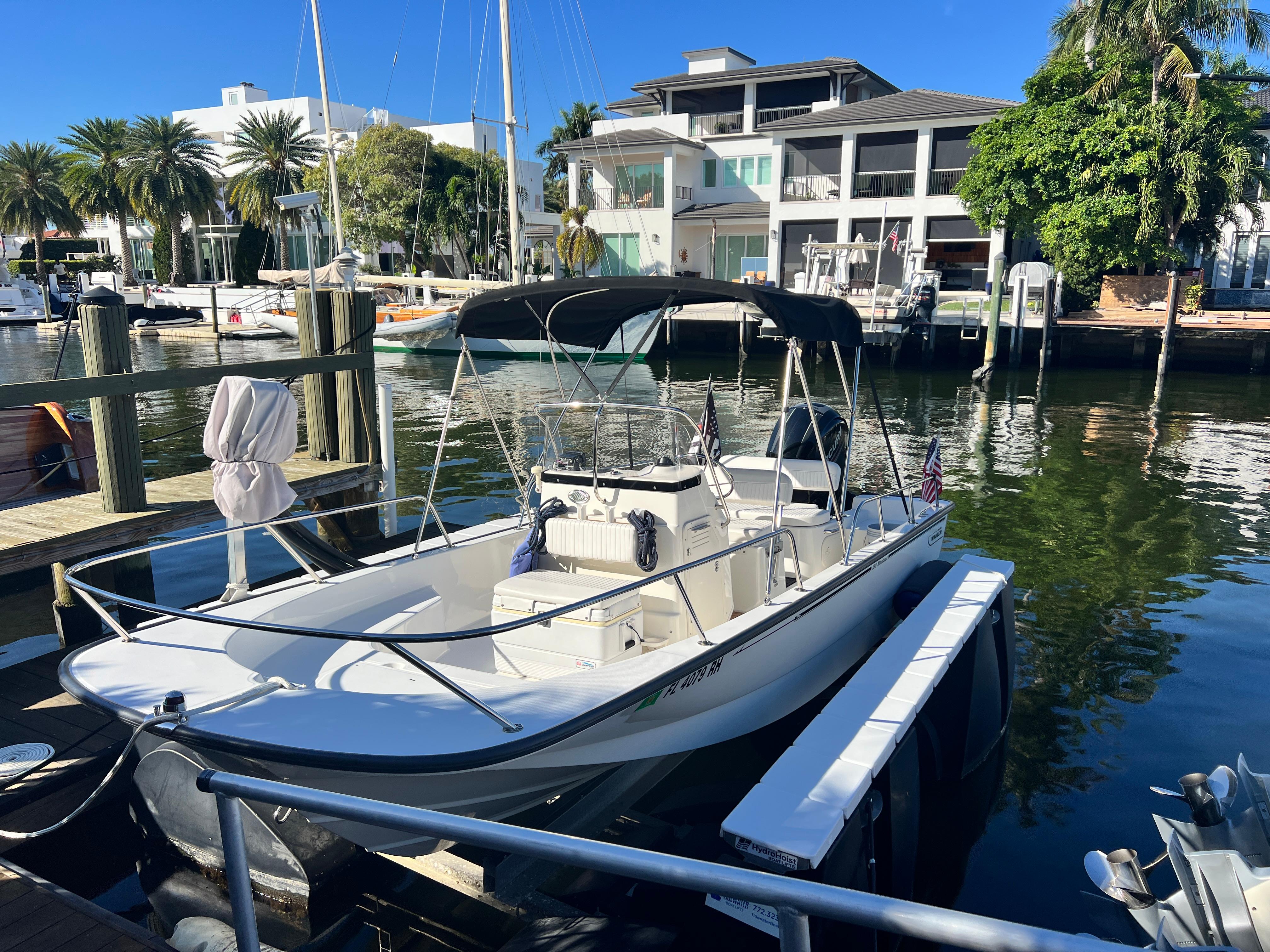 2016 Boston Whaler 190 Montauk