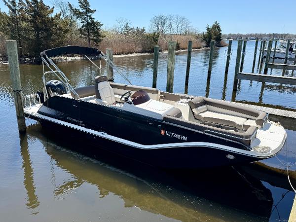 Bayliner Element XR7