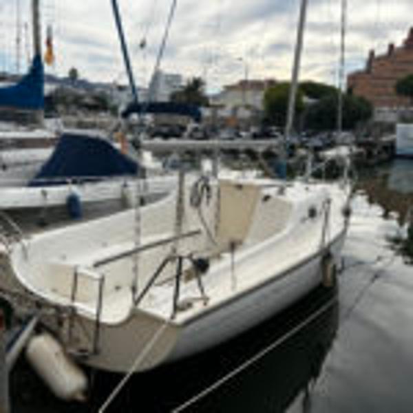2004 Jeanneau Sun 2000