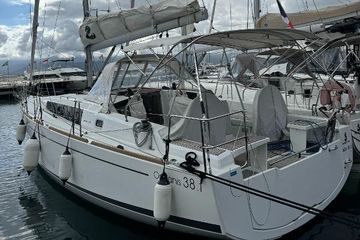 2021 Beneteau Oceanis 38.1